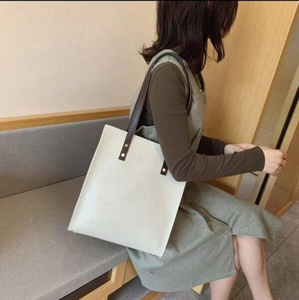 Tote Bag PU Leather Handbag Fashionable and Stylish - Image 9