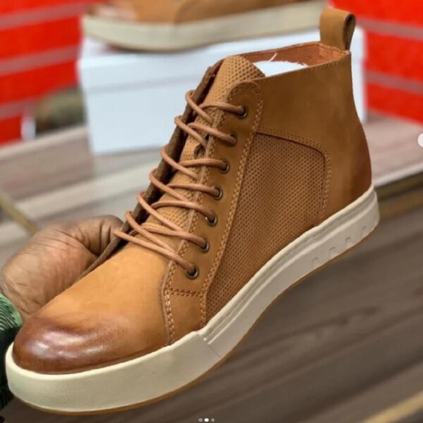 Timberland Men's Brown Sneaker Boots Breathable Lightweight Waterproof Sneaker Boots - Image 2